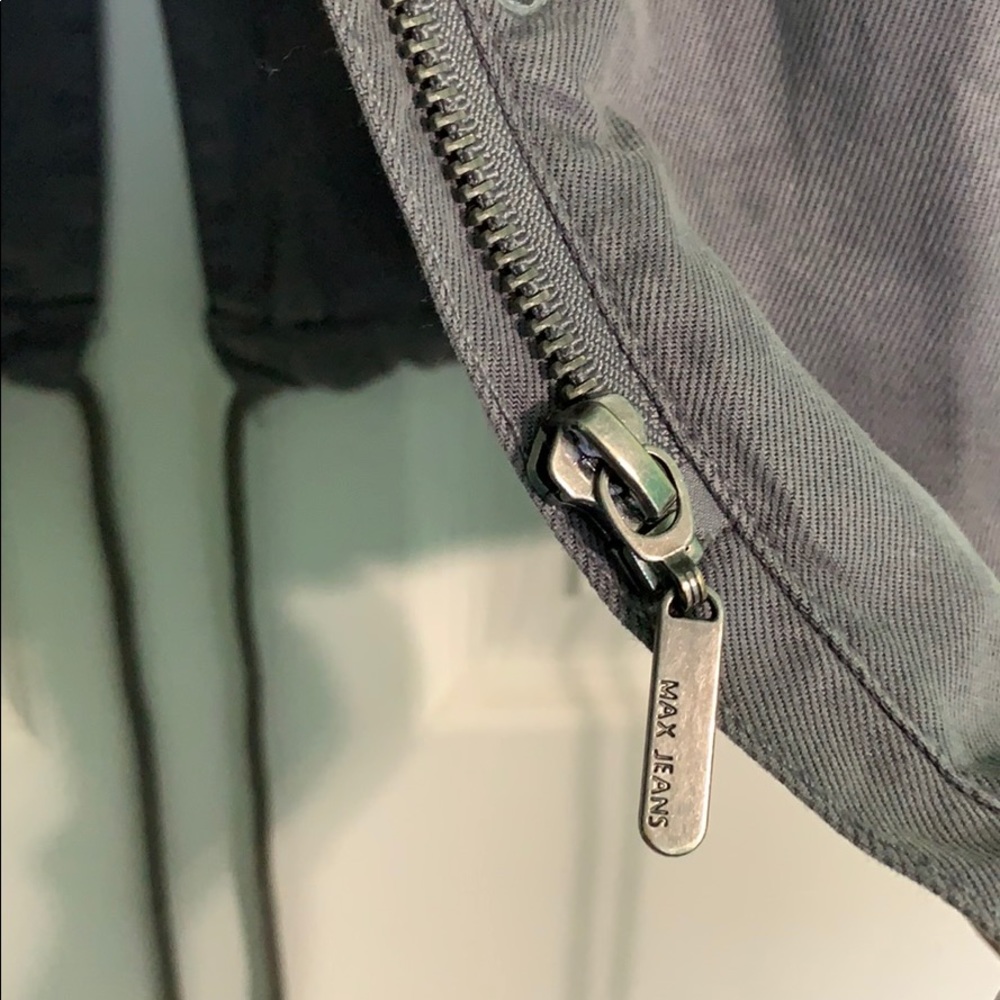 Fall Jacket - Picture 5 of 5